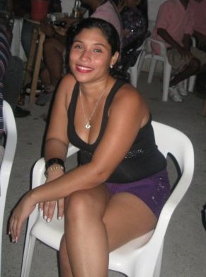 Date this gorgeous Colombia girl Lilieth from Santa Marta CO4668