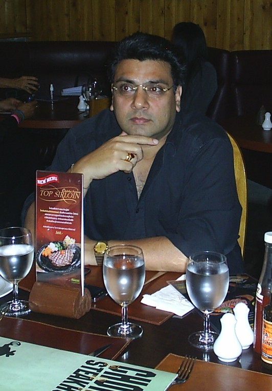 Date this georgeous New Zealand man Riaz from Auckland NZ17