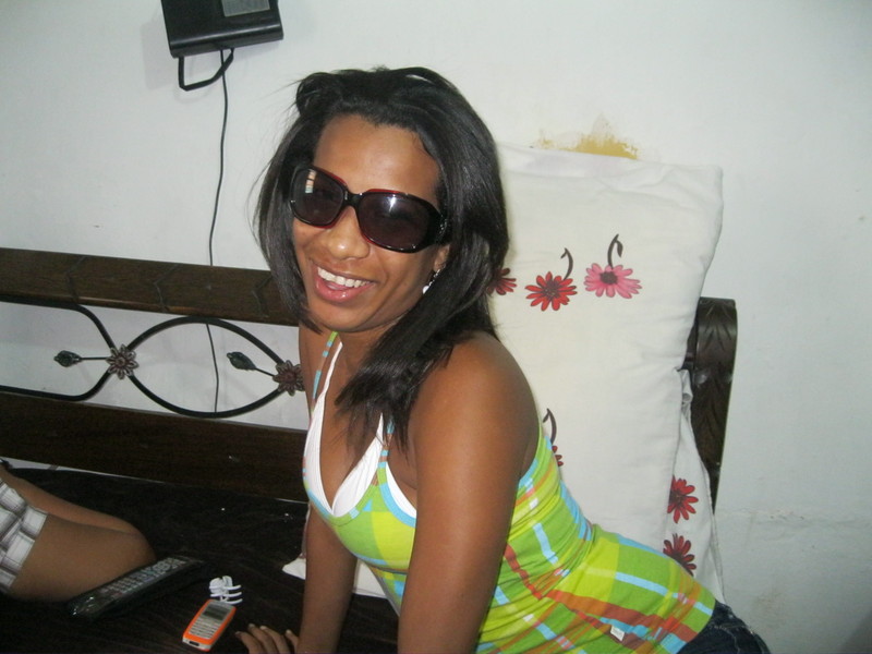 Date this attractive Colombia girl Myriam from Cartagena CO4744