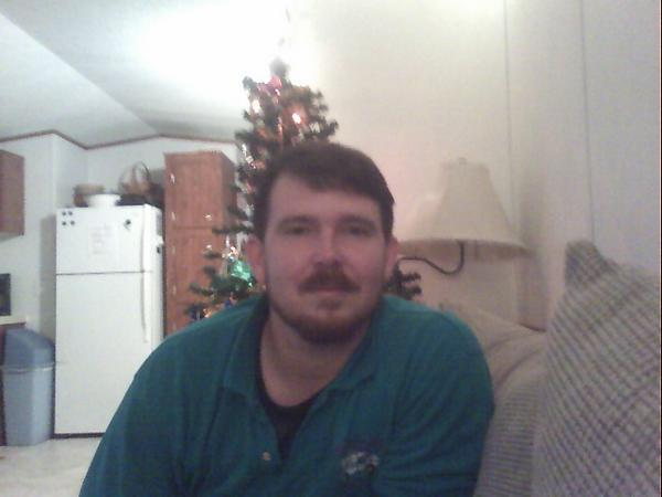 Date this tall United States man Starrone from Milan US7033