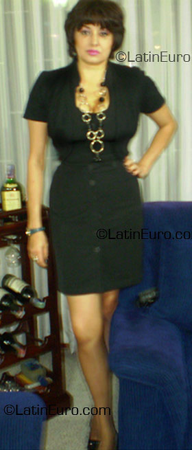 Date this funny Colombia girl Luz Stella from Bogota CO4797