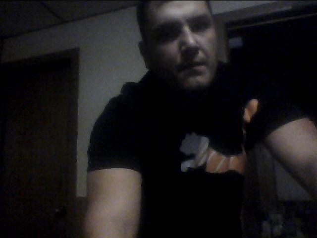 Date this happy United States man Mannychino from Chicago US7061