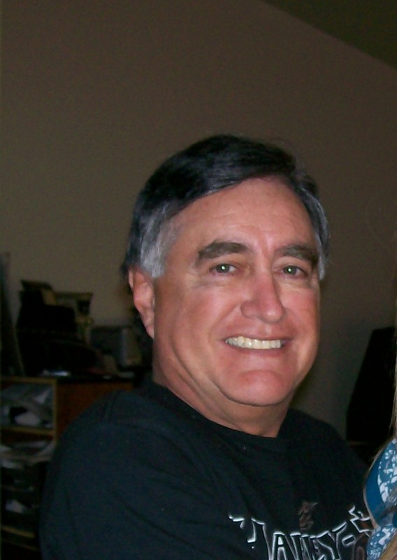 Date this hard body United States man Michael from Huntington Beach US7138