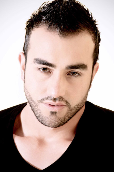 Date this young Colombia man LUIS FERNANDO from Bogota CO4843