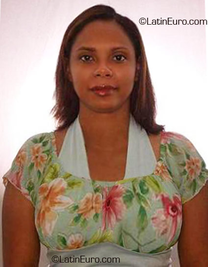 Date this attractive Brazil girl Keyla Christina from Sao Paulo BR3534