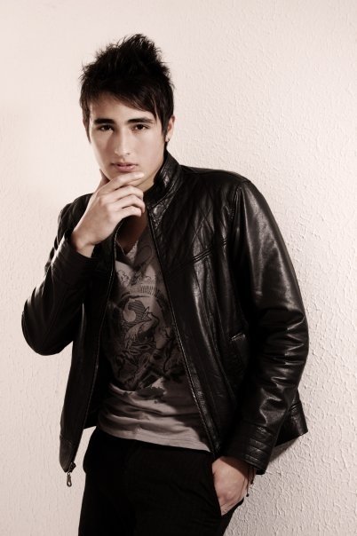 Date this hot Colombia man STYVEN from Bogota CO4912