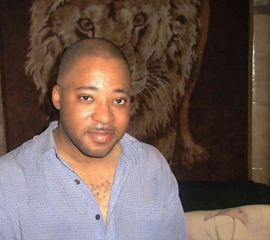 Date this foxy United States man Riley from Brooklyn US7338