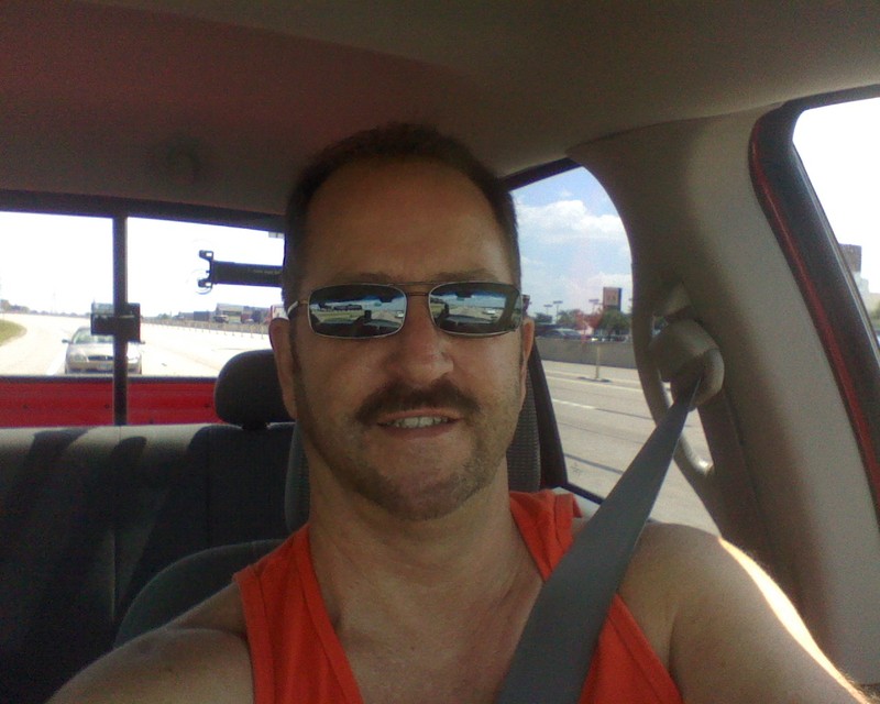 Date this gorgeous United States man BILL from Dallas US7432