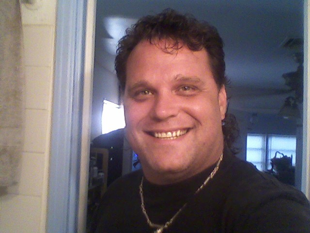 Date this passionate United States man CHESTER from Fort Lauderdale US7512