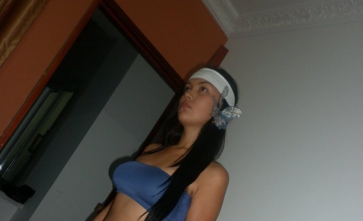 Date this beautiful Colombia girl Yennifer from Manizales CO5144