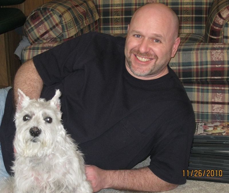 Date this hot United States man Ilovedogs70 from  US7610