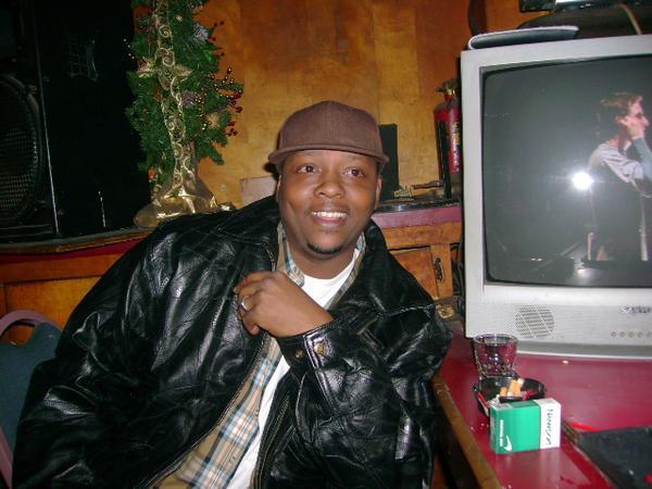 Date this hard body United States man John from Ontario US7703