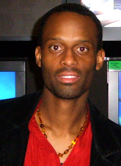 Date this voluptuous United States man R from Los Angeles US7710