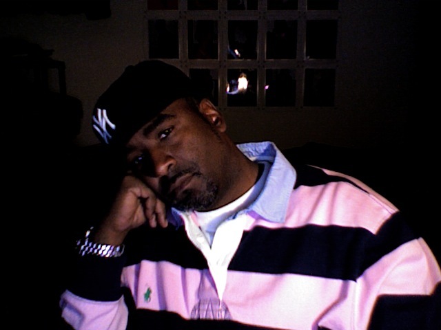 Date this foxy United States man HARLEMS from New York City US7717