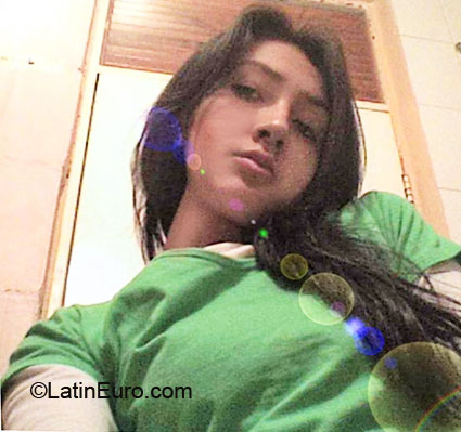 Date this hot Colombia girl Leidy Johana from Bogota CO5312