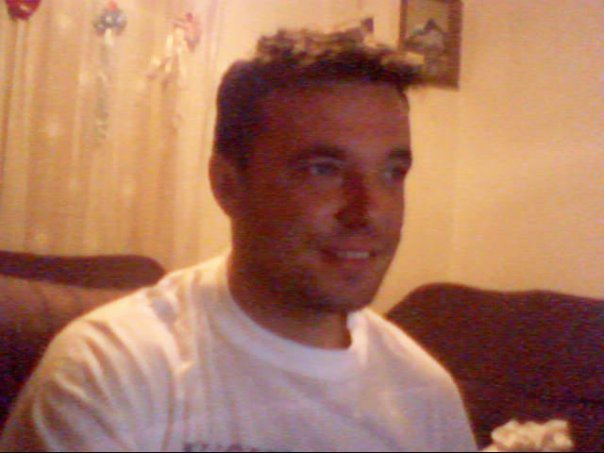 Date this pretty Bosnia and Herzegowina man Amer from Tuzla BA8