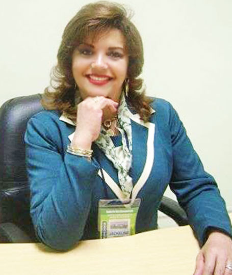 Date this happy Ecuador girl Jackeline from Manta EC42