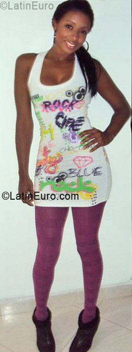 Date this tall Colombia girl Karen from Medellin CO5450