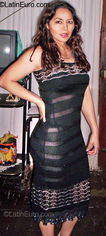 Date this beautiful Peru girl Laura from Lima PE514