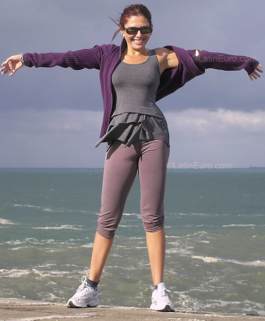 Date this hot Brazil girl Jacinta from Fortaleza BR6359