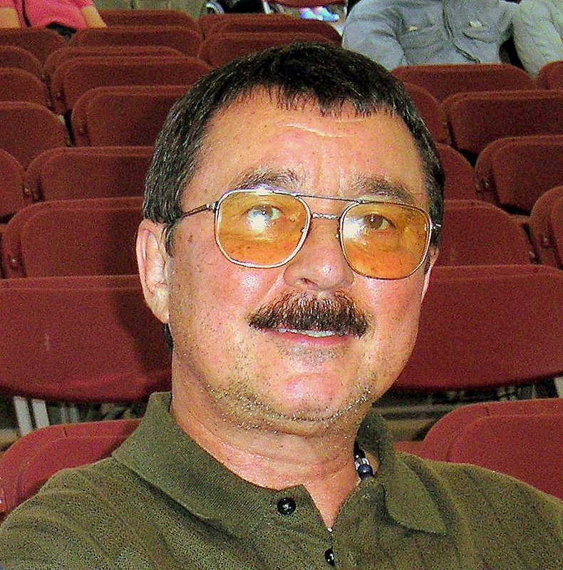 Date this cute United Kingdom man Stuart from London GB443