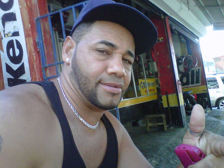 Date this fun Dominican Republic man Franklin from Santo Domingo DO5631