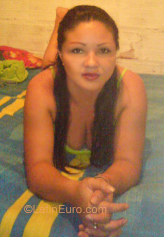 Date this sultry Colombia girl Veronica from Manizales CO5653