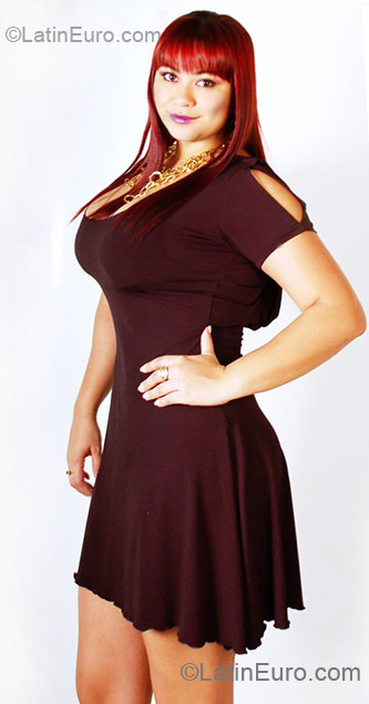 Date this sultry Brazil girl Priscila from Cuiaba BR4157