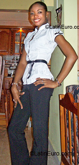 Date this foxy Colombia girl Yuriza from Quibdo CO6920