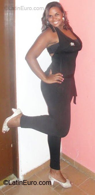 Date this good-looking Brazil girl Adailma from Santo Antonio De Jesus BR5033