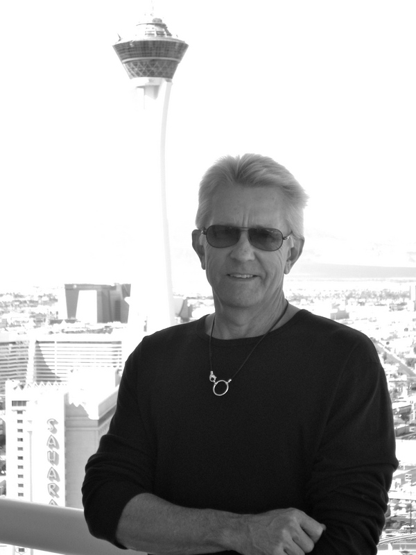 Date this hot United States man Sjm117 from Las Vegas / Rio De Janeiro US8497