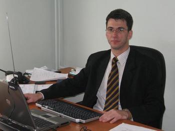 Date this hard body Australia man Allenmax from London AU162