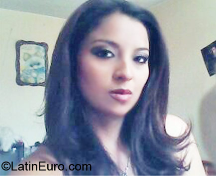 Date this sensual Ecuador girl Elizabeth from Riobama EC67