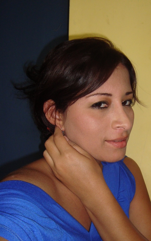 Date this exotic Ecuador girl YESIKA14 from Ecuador EC68
