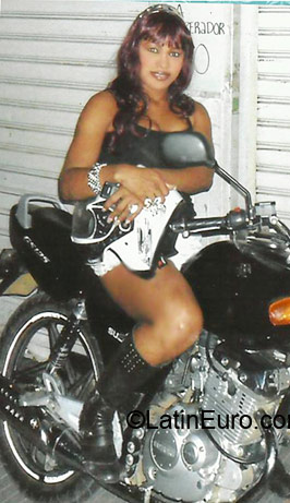 Date this exotic Colombia girl Deni from Cucuta CO7185