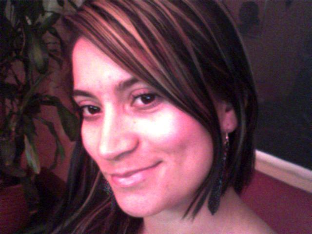 Date this cute Colombia girl Sarita from Bogota CO6069