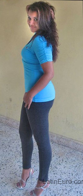 Date this lovely Honduras girl Clary from La Ceiba HN275