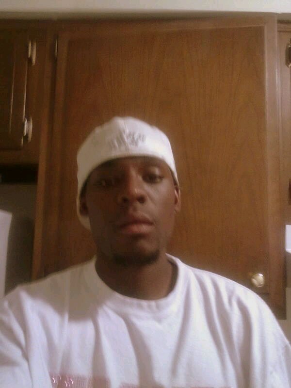 Date this young United States man Lamar from Louisville US8692