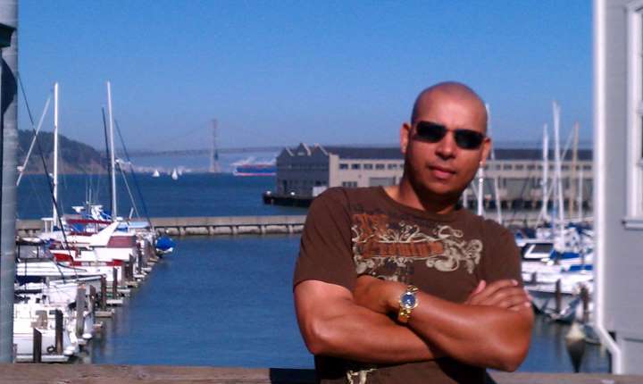 Date this georgeous United States man Errol from Winston Salem US8725