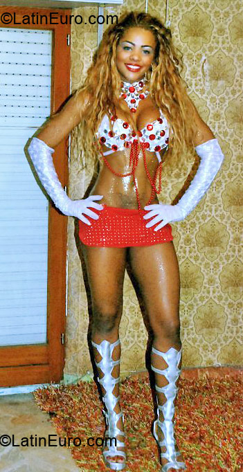 Date this tall Brazil girl Ana from Fortaleza BR4512