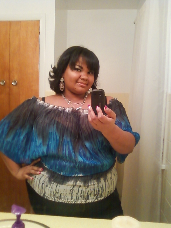 Date this voluptuous United States girl Lucy Gomez from Hazelton US8826