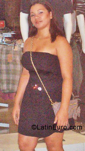 Date this sultry Brazil girl Maria from Manaus BR4554