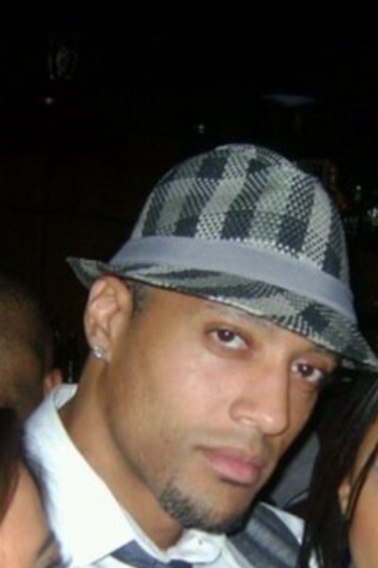 Date this tall United States man Brandon from Baltimore US8852