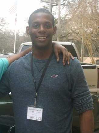 Date this georgeous United States man Chaplain from Dallas US8899