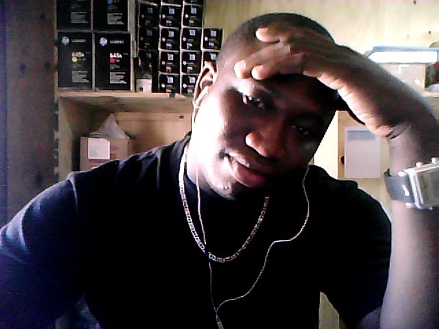 Date this tall Sierra Leone man Dura from Freetown SL11