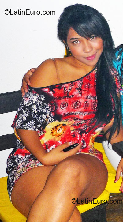 Date this exotic Colombia girl Rubiel from Santa Marta CO6526