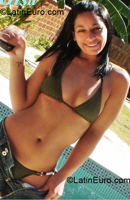 Date this happy Brazil girl Gisele from Sao Paulo BR5450