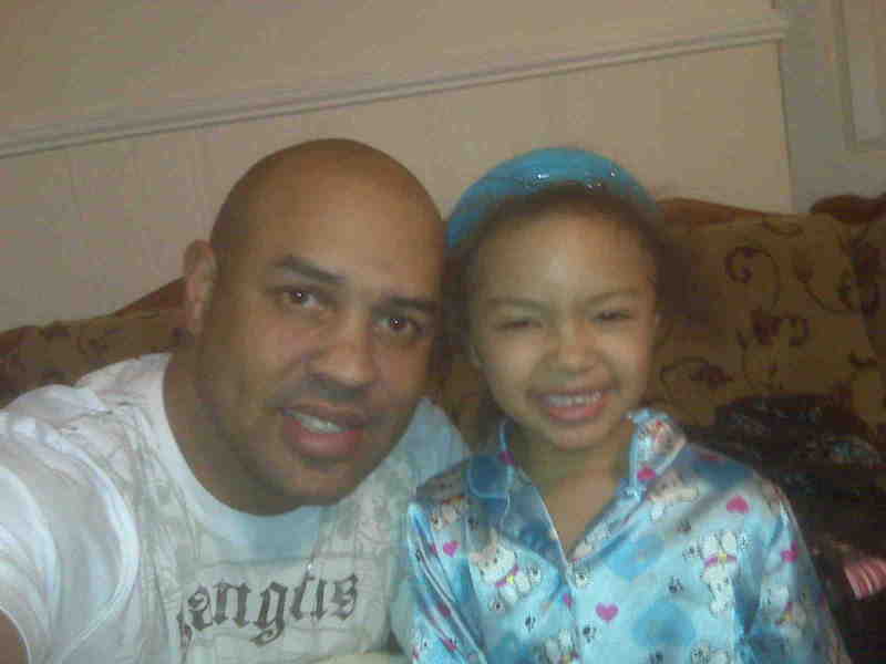 Date this voluptuous United States man Peter from Mobile US9011