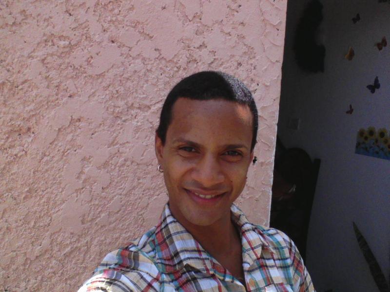 Date this delightful Dominican Republic man Rency from San Francisco De Macoris DO6724