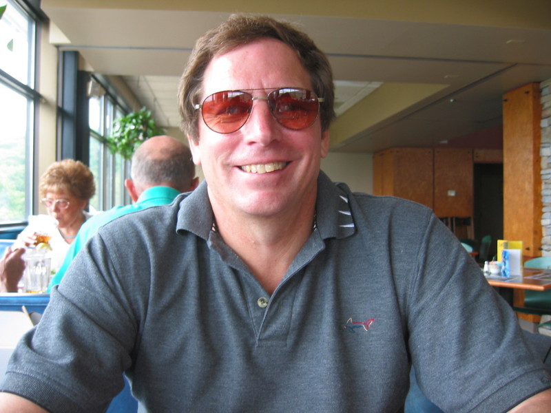 Date this nice looking United States man Allshadow from Silverthorne US9047